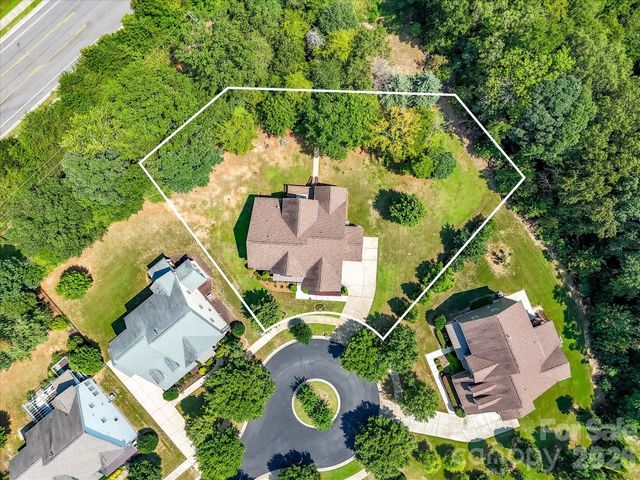 12323 Cherrybark Lane, Charlotte, NC 28278