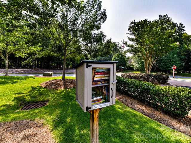 12323 Cherrybark Lane, Charlotte, NC 28278