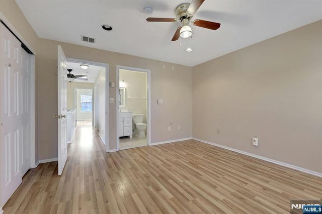 2109 Henry Court, Mahwah, NJ 07430