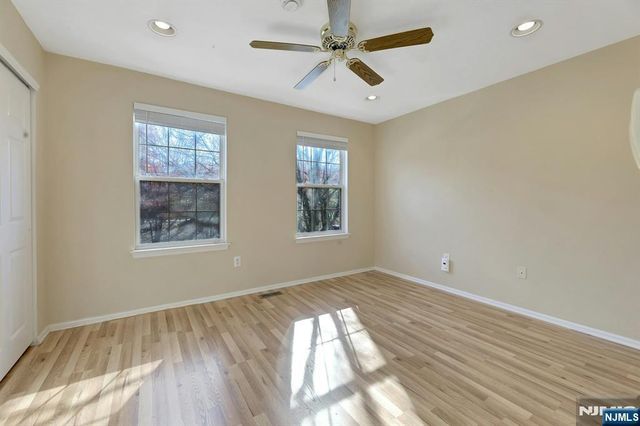 2109 Henry Court, Mahwah, NJ 07430