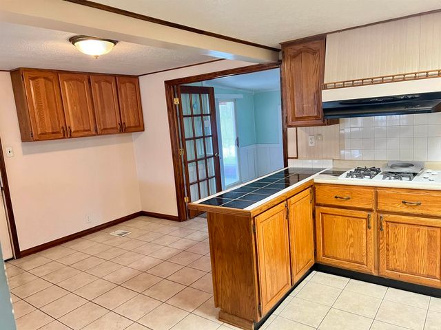 2405 Woodmont Drive, South Bend, IN 46614