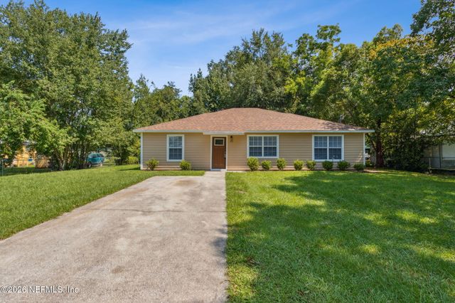 423 SOUTH Boulevard, Macclenny, FL 32063