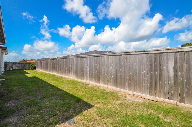 18526 Bridgeway Lane, Richmond, TX 77407