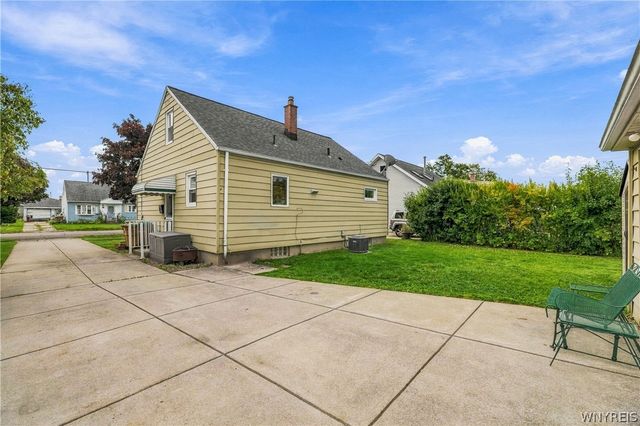 134 Standard Parkway, Cheektowaga, NY 14227