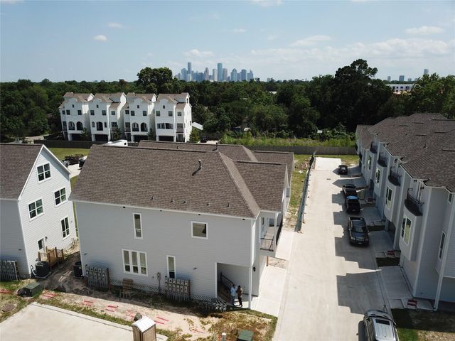 1815 Napa Creek Lane, Houston, TX 77009