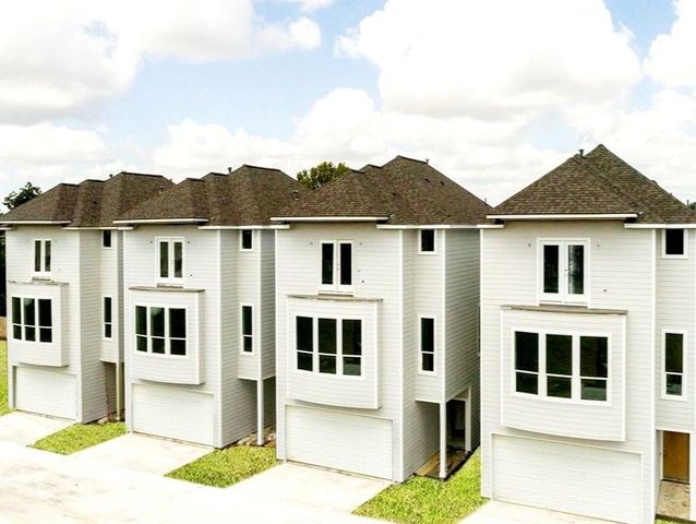 1815 Napa Creek Lane, Houston, TX 77009