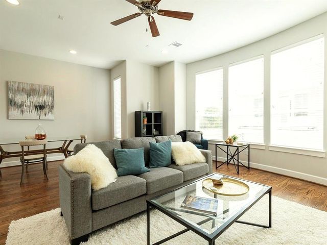 1815 Napa Creek Lane, Houston, TX 77009