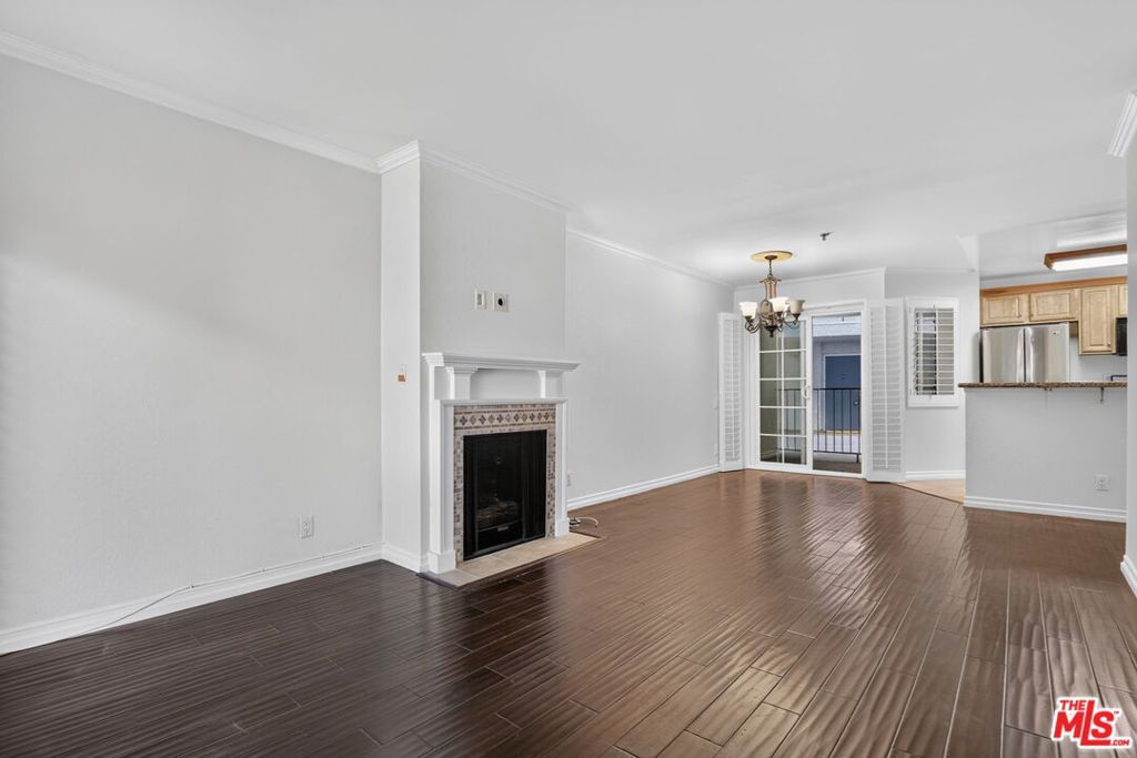 4401 Sepulveda Boulevard 104, Los Angeles, CA 91403 — photo 2