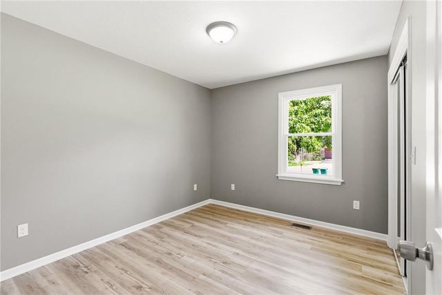 4211 Leavenworth Road, Kansas City, KS 66104