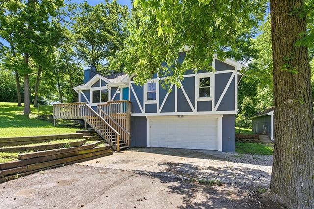 4211 Leavenworth Road, Kansas City, KS 66104