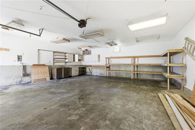 4211 Leavenworth Road, Kansas City, KS 66104