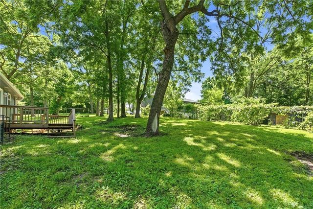 4211 Leavenworth Road, Kansas City, KS 66104