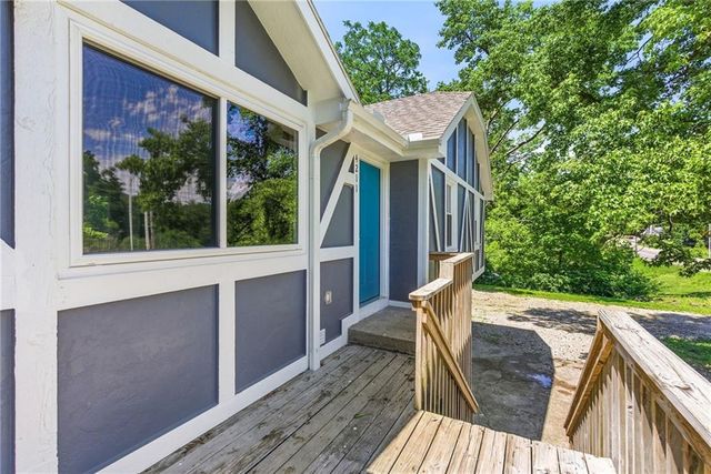 4211 Leavenworth Road, Kansas City, KS 66104