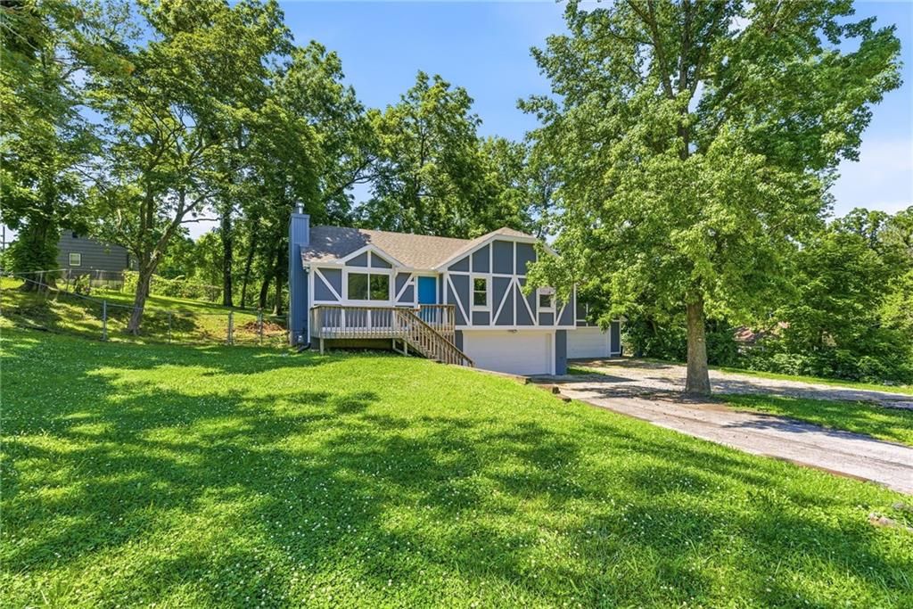 4211 Leavenworth Road, Kansas City, KS 66104
