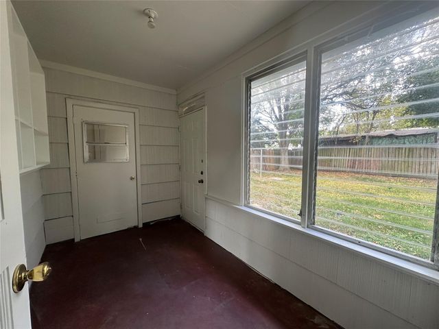 6419 Thrush, Houston, TX 77087