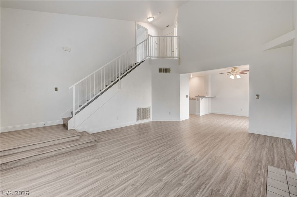 8464 Vast Horizon Avenue, Las Vegas, NV 89129 — photo 5