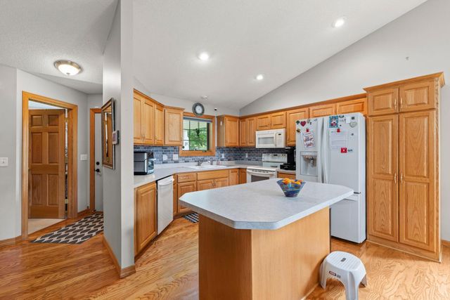 6228 Creekview Lane N, Brooklyn Park, MN 55443