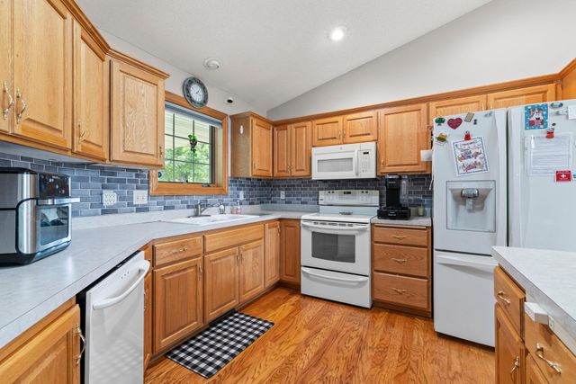 6228 Creekview Lane N, Brooklyn Park, MN 55443