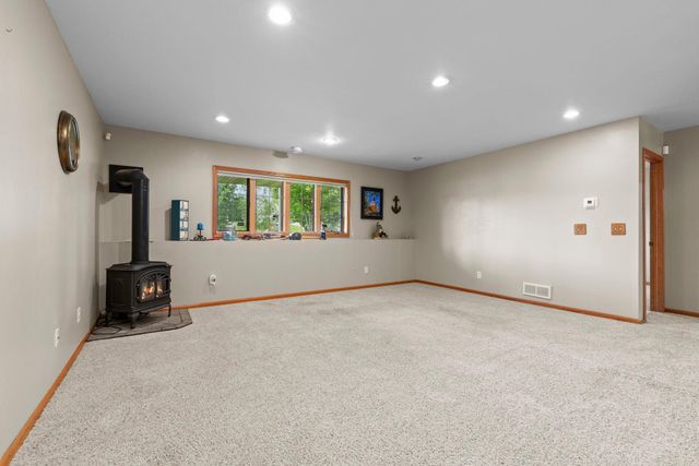 6228 Creekview Lane N, Brooklyn Park, MN 55443