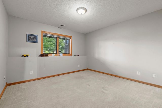 6228 Creekview Lane N, Brooklyn Park, MN 55443