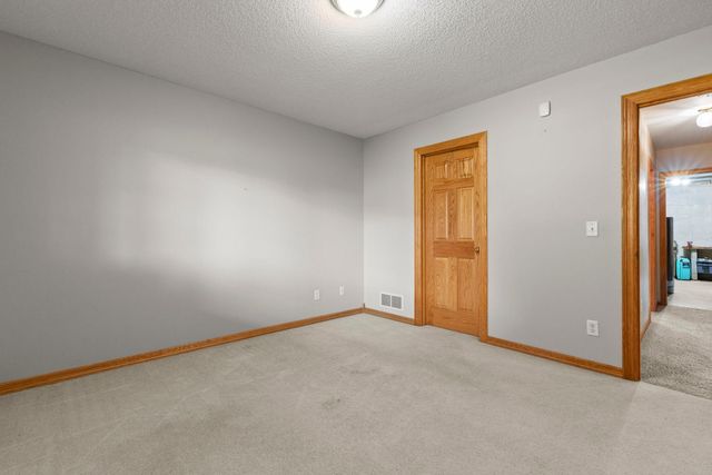 6228 Creekview Lane N, Brooklyn Park, MN 55443
