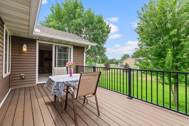 6228 Creekview Lane N, Brooklyn Park, MN 55443