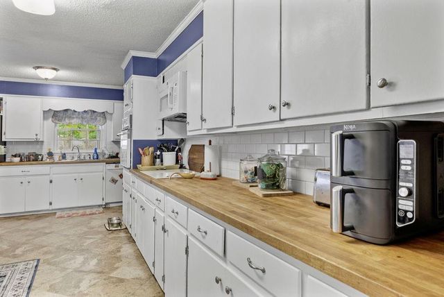 56 Surrey Trail, Rome, GA 30161