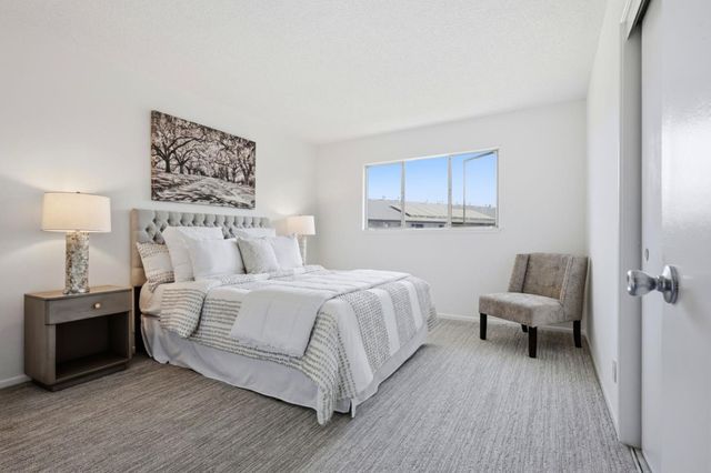 3045 Los Prados Street 217, San Mateo, CA 94403