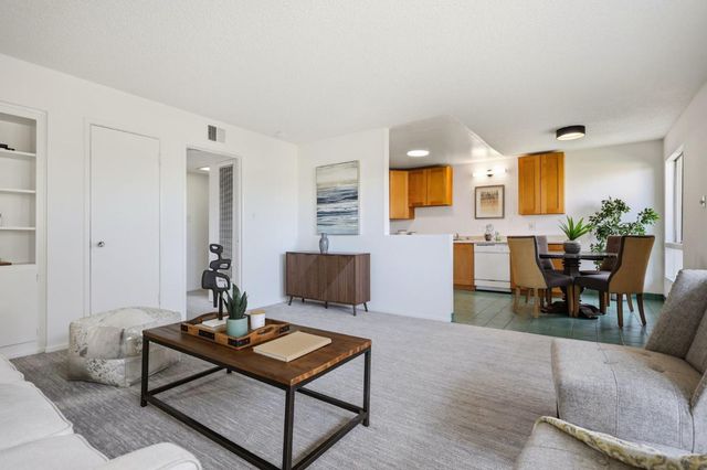 3045 Los Prados Street 217, San Mateo, CA 94403