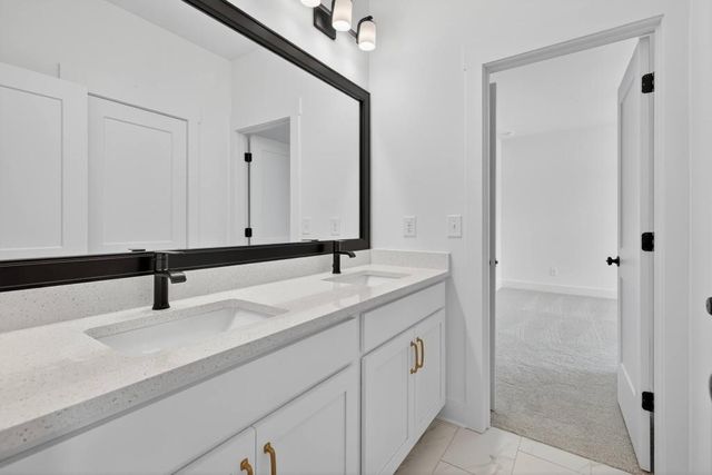 5608 Meadowstone Walk, Kennesaw, GA 30152