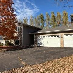 515 1st Street N, Montrose, MN 55363