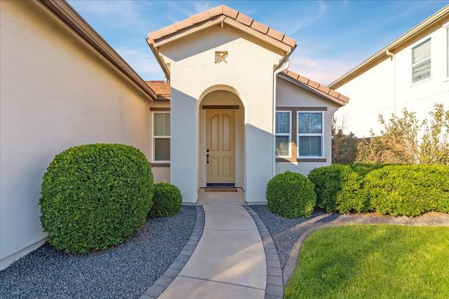 209 Elgin Ave, Lodi, CA 95240