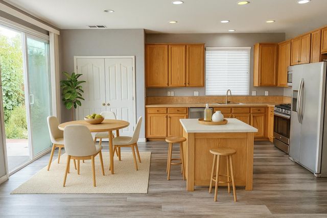 209 Elgin Ave, Lodi, CA 95240