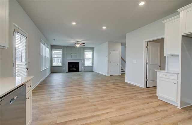 295 Arnewood Circle, Mcdonough, GA 30253