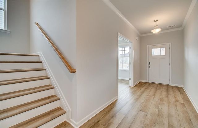 295 Arnewood Circle, Mcdonough, GA 30253