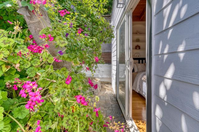 446 Nevada Street, San Francisco, CA 94110