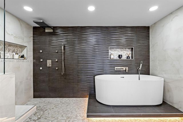 465 Brickell Ave 3301, Miami, FL 33131