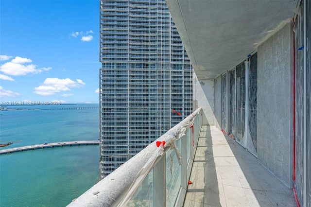 465 Brickell Ave 3301, Miami, FL 33131