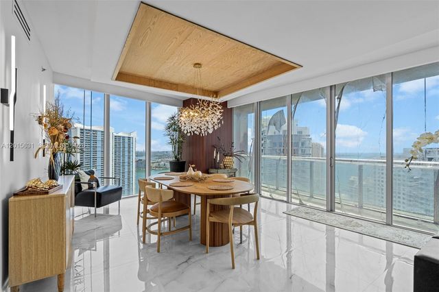 465 Brickell Ave 3301, Miami, FL 33131