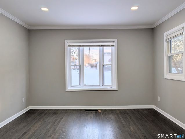 34 Maltby Avenue, West Haven, CT 06516