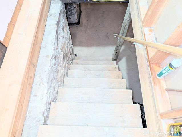 34 Maltby Avenue, West Haven, CT 06516