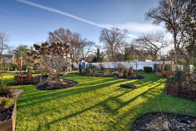 88 Stratton S Street, Piscataway, NJ 08854