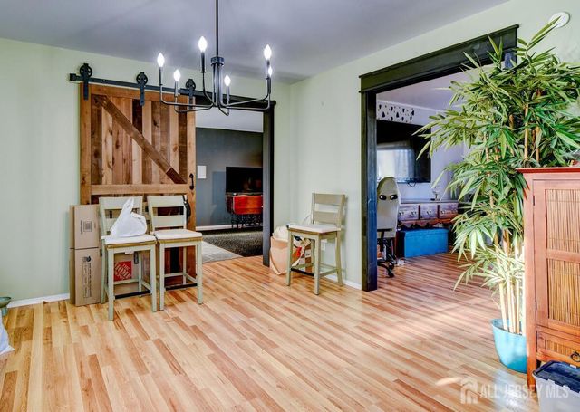 88 Stratton S Street, Piscataway, NJ 08854