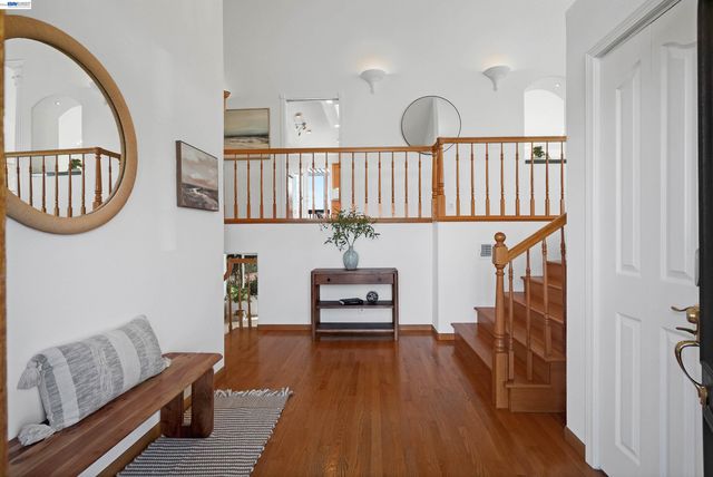 3499 La Mesa Dr, Hayward, CA 94542