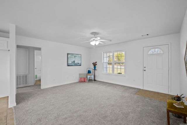 401 W Valentine Rd, Jacksonville, AR 72076