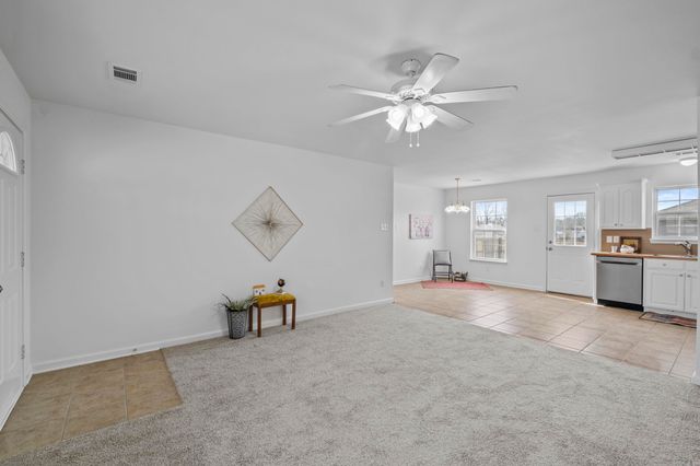 401 W Valentine Rd, Jacksonville, AR 72076