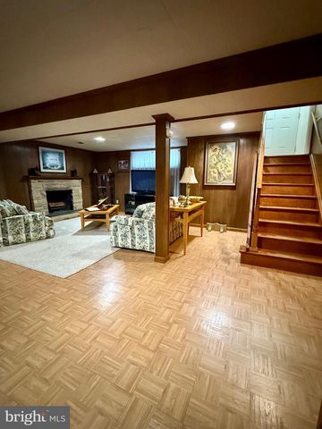 9960 OLD FORT RD, Fort Washington, MD 20744