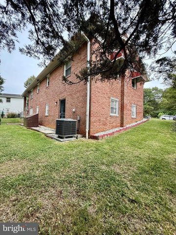 9960 OLD FORT RD, Fort Washington, MD 20744