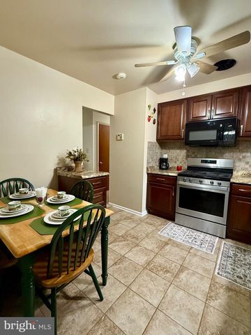 9960 OLD FORT RD, Fort Washington, MD 20744