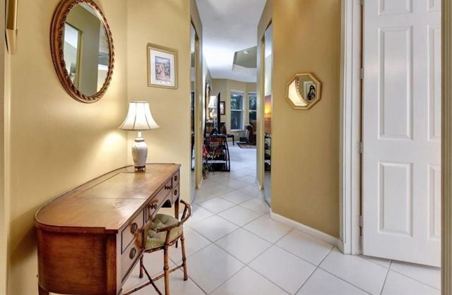 13245 Alhambra Lake Circle, Delray Beach, FL 33446